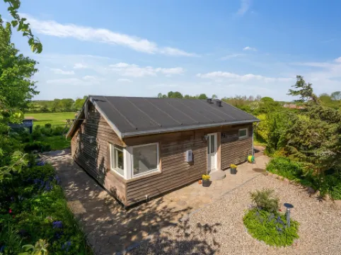 "Alma" - 400m from the Sea