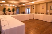 Niagara Crossing Hotel and Spa