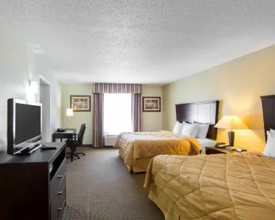 MainStay Suites Knoxville North I-75 Hotels near Clinton Plaza