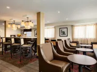Hampton Inn Portland/Clackamas Hotels in West Linn