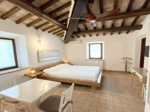 Spello by the Pool - Sleeps 11, Italy - Large Private Pool - Aircon - Wifi