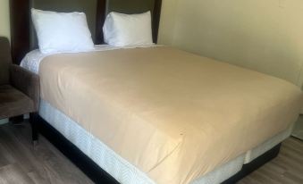 The Grand Motel Inn and Suite Louisville