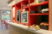 Premiere Classe Vitrolles - Marseille Aeroport - breakfast