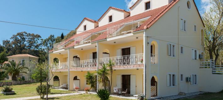 Albouro Seafront Apartments Hotels in Kefallinia