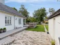 "Meinolf" - 200m from the Sea