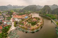 Emeralda Resort Tam Coc Hotels near Asanzo Ninh Binh