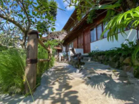 Taman Dolan Home & Resort Hotels in Bumiaji
