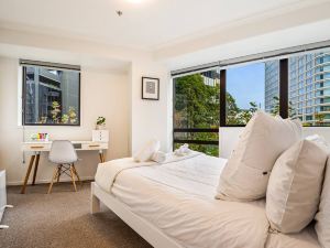 Prime location - 2 bedroom urban retreat