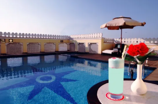 Grand Uniara A Heritage Hotel Hotels near Central Museum Of Jaipur