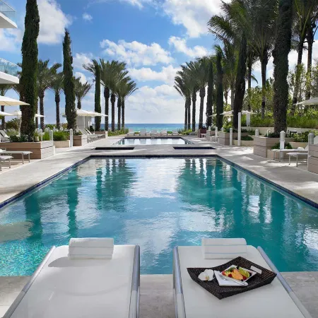 Grand Beach Hotel Surfside West