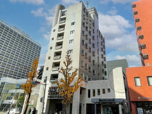 โรงแรมรูทอินน์ ฮาคะตะ เอคิมินามิ - ที่มีที่จอดรถ