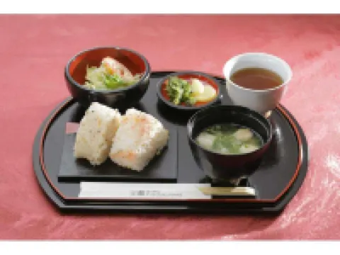 Hagi Royal Intelligent Hotel