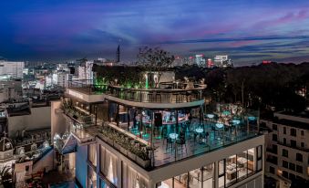 La Siesta Premium Saigon luxury boutique rooms and rooftop bar