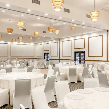 Courtyard New Braunfels River Village