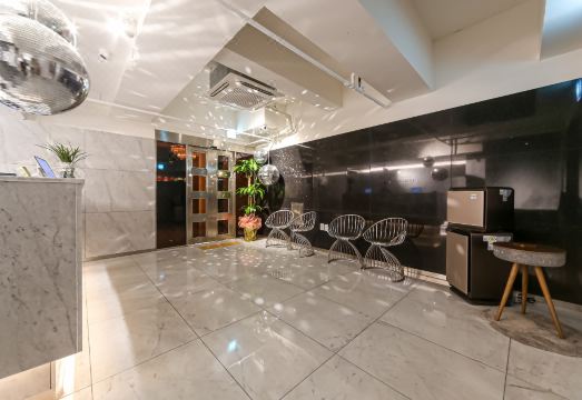 호텔 객실 내부