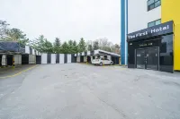 Dongducheon Kkumegeurin - parking