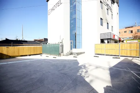 Jecheon Case Hotel Отели в г. Чечхон