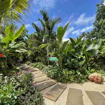 Gaia Villas Hotel Exterior