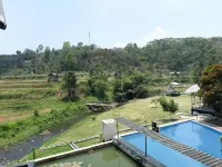 Shine River Hotels near Warung Bu Meli