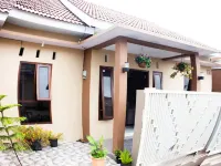 Villa Ijen Homestay Hotel di Glagah