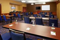Courtyard Pittsburgh Greensburg فنادق في ہیمپفیلڈ ٹاؤن شپ