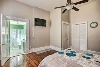 Bright Augusta Vacation Rental, 2 Mi to Riverwalk!