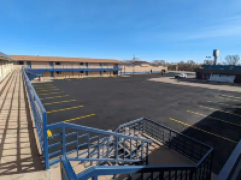 Travelodge by Wyndham Clovis Hotels in Clovis