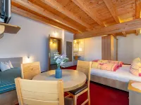 Grissemann - 4-Star