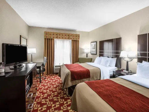 Comfort Inn & Suites Hotels in Griffin