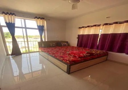 Hotel Abhishek Отели в г. Bhadas Bk.