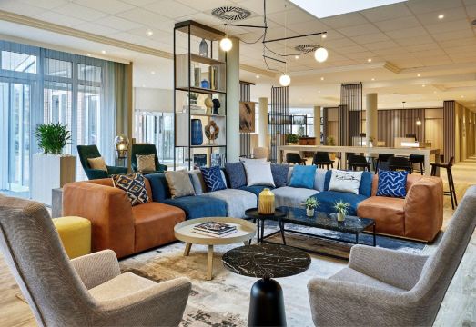 코트야드 바이 메리어트 슈베린 조식