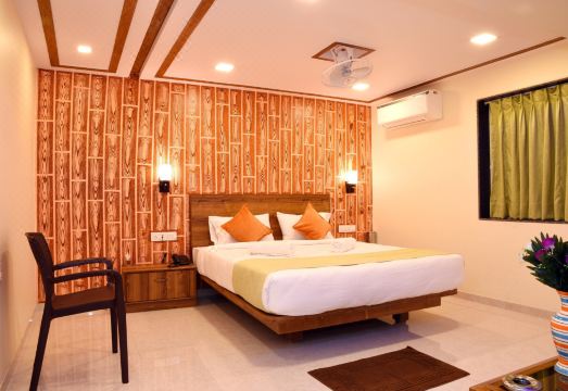 Hotel Matoshree Executive. - Housity