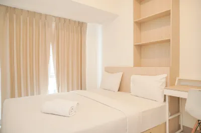 Comfort and Relaxing 2BR (No Kitchen) Tokyo Riverside PIK 2 Apartment By Travelio Các khách sạn ở East Kosambi