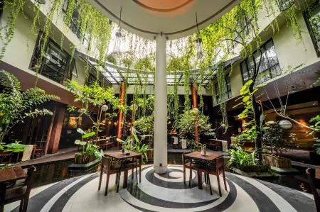 Swiss-Belhotel Rainforest