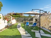 Porru Hotels near Area archeologica Is Meris