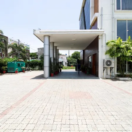Hotel Golden Gateway
