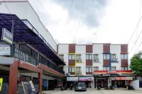 Urbanview Srb Near Mall Ciputra Cibubur by RedDoorz Hotels in Jatisampurna