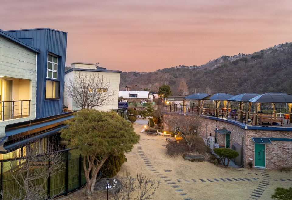 hotel overview picture
