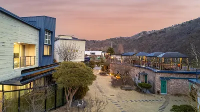 Hongcheon Noilgangmaeul Pet Pension