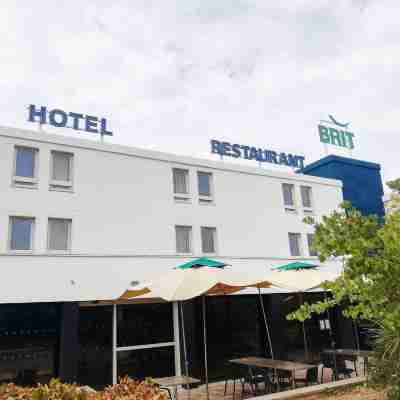 Brit Hôtel Marseille Aéroport Hotel Exterior