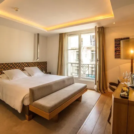 Hotel Marignan Champs-Elysées