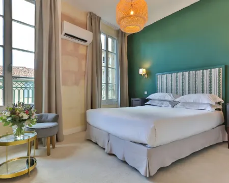 ル ルレ ド ポスト アルルのホテル