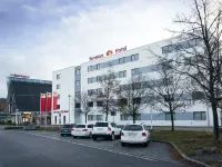 Serways Hotel Spessart - parking