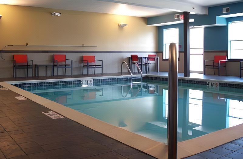 Holiday Inn Express & Suites North Kansas City by IHG photo 4