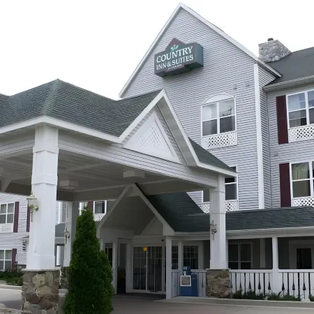Country Inn & Suites by Radisson, Stevens Point, WI