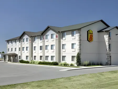 Super 8 by Wyndham Sioux City South Отели в г. Серджант Блафф