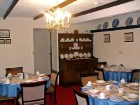 Cwmbach Guest House Hotels in Neath