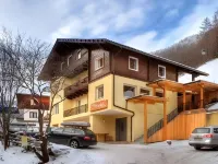 Pension Bergkristall - Homestays