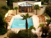 Hotel Palladia - Rooftop Pools