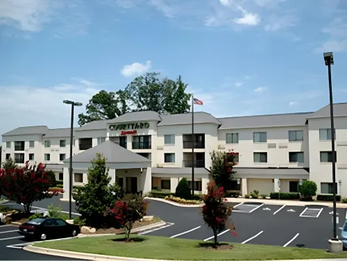 Courtyard Charlotte Lake Norman Hoteles en Huntersville